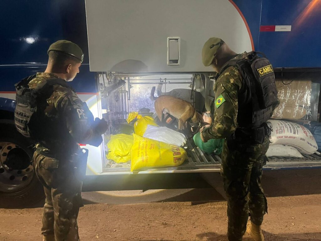 Até o momento, foram apreendidos 34 quilos de cocaína, 6,5 toneladas de maconha, 94 quilos de skunk, 12 quilos de pasta base de cocaína, 11,9 quilos de drogas sintéticas e outros 194 quilos de substâncias ilícitas